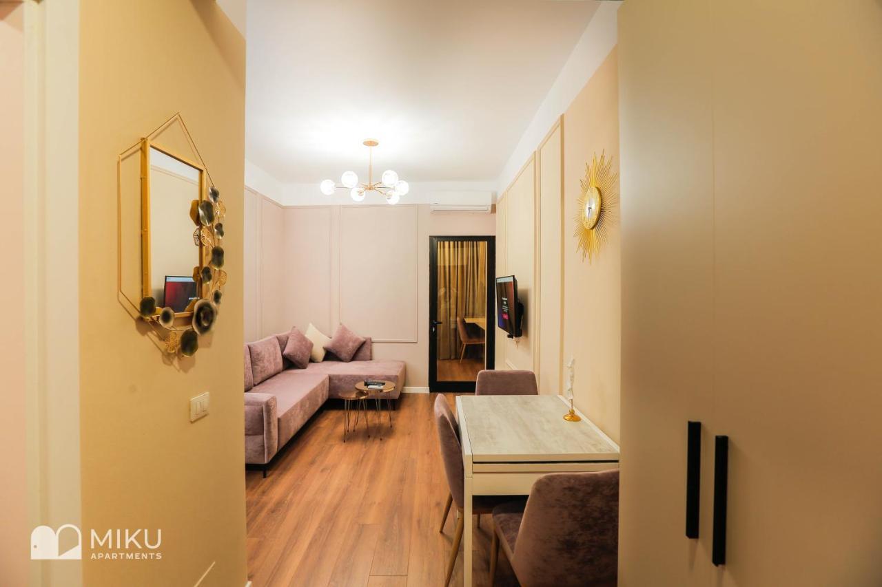 Miku Apartment - Perfect 1Bedroom At Komuna E Parisit Tirana Exteriör bild