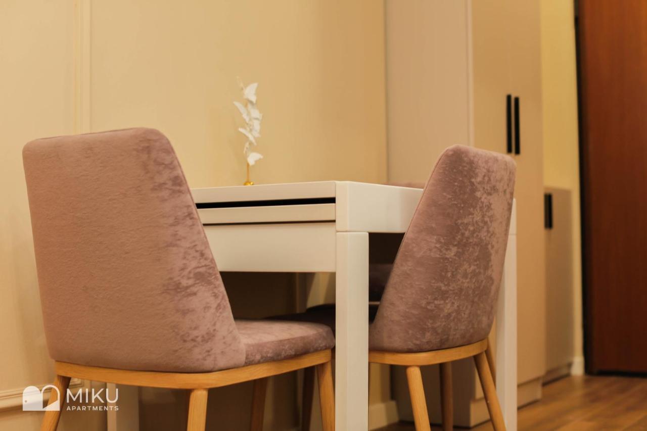 Miku Apartment - Perfect 1Bedroom At Komuna E Parisit Tirana Exteriör bild